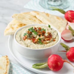 Creamy White Bean and Bacon Dip