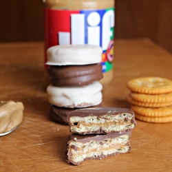 Peanut Butter Ritz Cookies