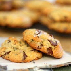 Lavender Chocolate Chip Cookies