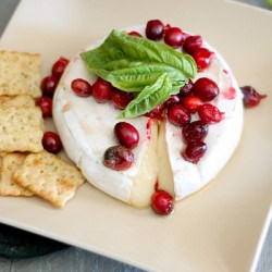 Baked Brie with Cranberries