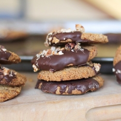 Oat Flour Shortbread Cookies