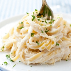 Light Fettuccine Alfredo