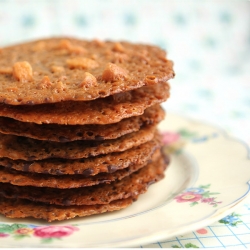 Macadamia Lace Cookie