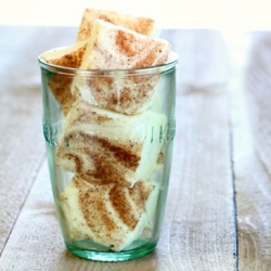 Boozy Eggnog Marshmallows