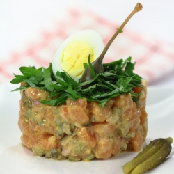 Salmon Tartar with Capers