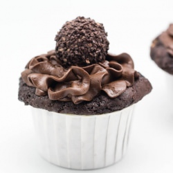 Mocha-Ferrero Rocher Cupcakes