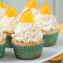 Orange Creamsicle Cupcakes