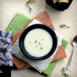 Cheesy Cauliflower Potato Soup