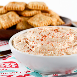 Beer Cheese Crackers and Spread