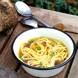 Winter Hen Soup with Chili&Ginger