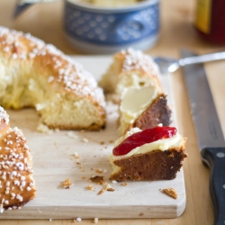 Sweet Yeast Bread (Challah)