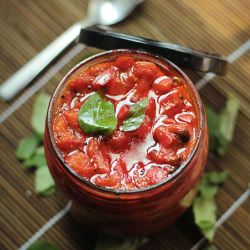 Spicy Red Bell Pepper Chutney