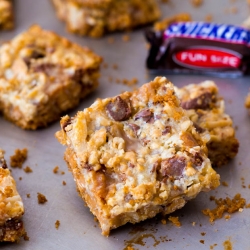 Caramel Snickers Bars