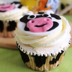 Cupcake Cows with Condensed Milk