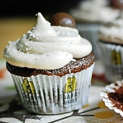 Chocolate Malt Cupcakes