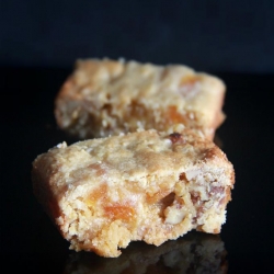 Brown Sugar Apricot Bars