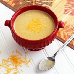 Creamy Cauliflower Cheddar Soup