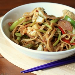 Stir-Fried Noodles with Veggies