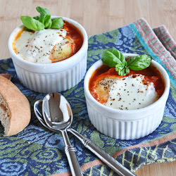 Poached Eggs in Tomato Sauce