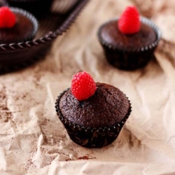 Best Ever Eggless Chocolate Cupcake