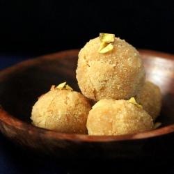 Coconut Rava Ladoo