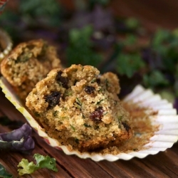 Sweet and Spiced Kale Currant Muffins