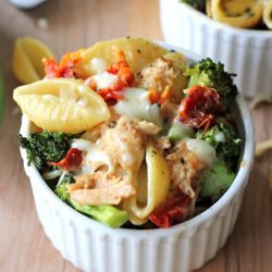 Broccoli Chicken Mac and Cheese