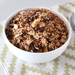 Maple Cinnamon Crunch Quinoa Granola