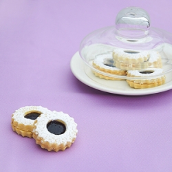 Linzer Cookies