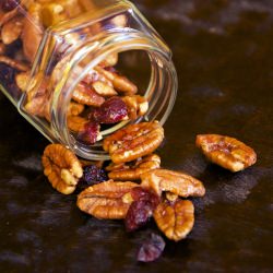 Black Pepper Cranberry Pecans