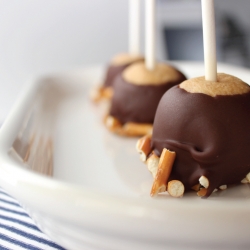 Buckeye Pretzel Pops