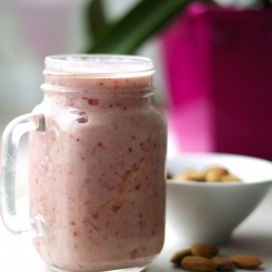 Strawberry, Banana, Orange Smoothie