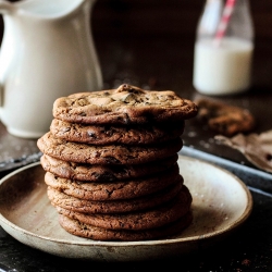 Chocolate Chunk Ginger Cookies