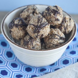 Pb Oatmeal Balls