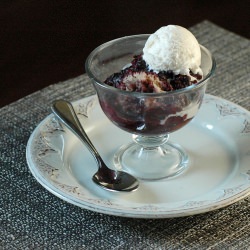 Slow Cooker Berry Cobbler