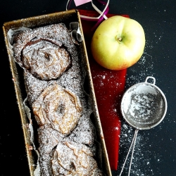 Whole Apples in Pastry