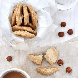 Hazelnut Vanilla Meringue Cookies