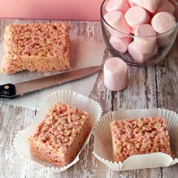 Strawberry Rice Krispies Treats