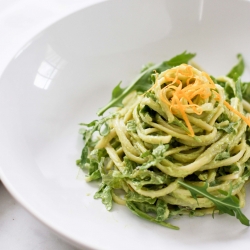 Creamy Avocado Pasta with Arugula