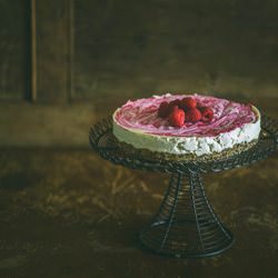 Raw Cheesecake with Berries