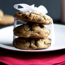 Big Chocolate Chip Cookies