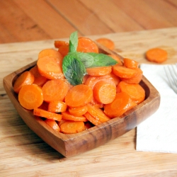 Maple-Glazed Carrots