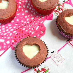 Pink Velvet Sweetheart Cupcakes