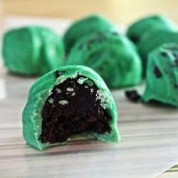 Mint Oreo Truffles