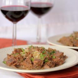 Slow Cooker Beef Tips in Red Wine