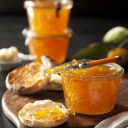 Mandarin Orange Prosecco Preserves