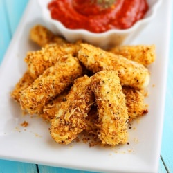 Skinny Baked Mozzarella Sticks