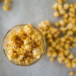 Light and Dark Caramel Popcorn