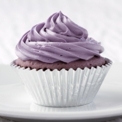 Taro Cupcake w/Taro Cream Cheese