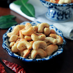 Thai-Spiced Cashews